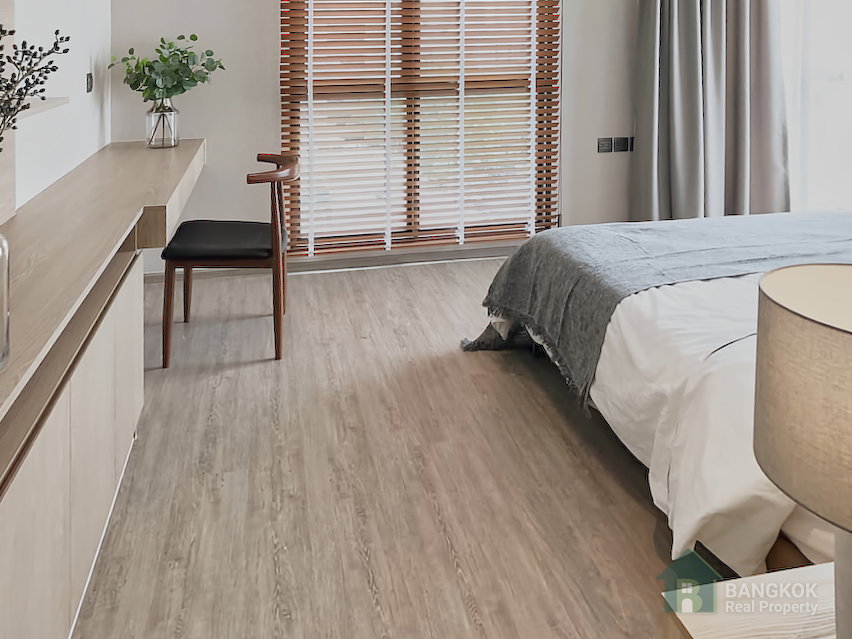 picture RHYTHM Ekkamai |  Condo for Rent 2 Bed near BTS Ekkamai - 10/11