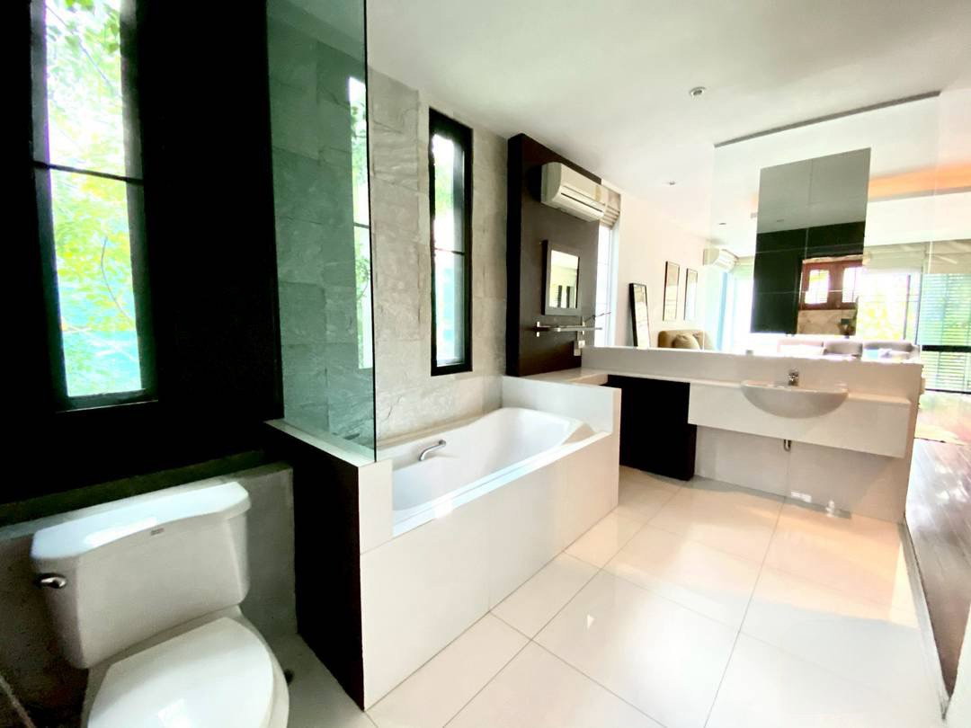 รูป LTHC15595 Luxury House for Rent Thonglor | Private Pool Jacuzzi | Near BTS Thonglor | 220,000 THB - รูปที่ 13/14