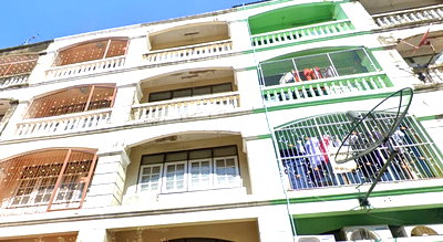 Shophouses for rent TRIAMUDOMSUKSANIMKLAO SCHOOL : 			Mistine Alley Ramkhamhaeng 152-162 The Paseo Town 1.2km. SIA Siam Inter Auction 4storey commercial building 3bed 3bath with mezzanine with          