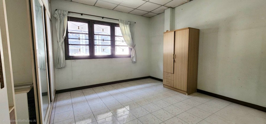 รูป 69080398 : ขายทาวเฮ้าส์ 2 ชั้น หลังริม ต่อเติมระเบียงด้านหน้า บนที่ดินขนาด 21.1 ตร.ว. ซอยพหลโยธิน 64 คูคต ปทุมธานี บ้านดี ราคาถูก - รูปที่ 11/17