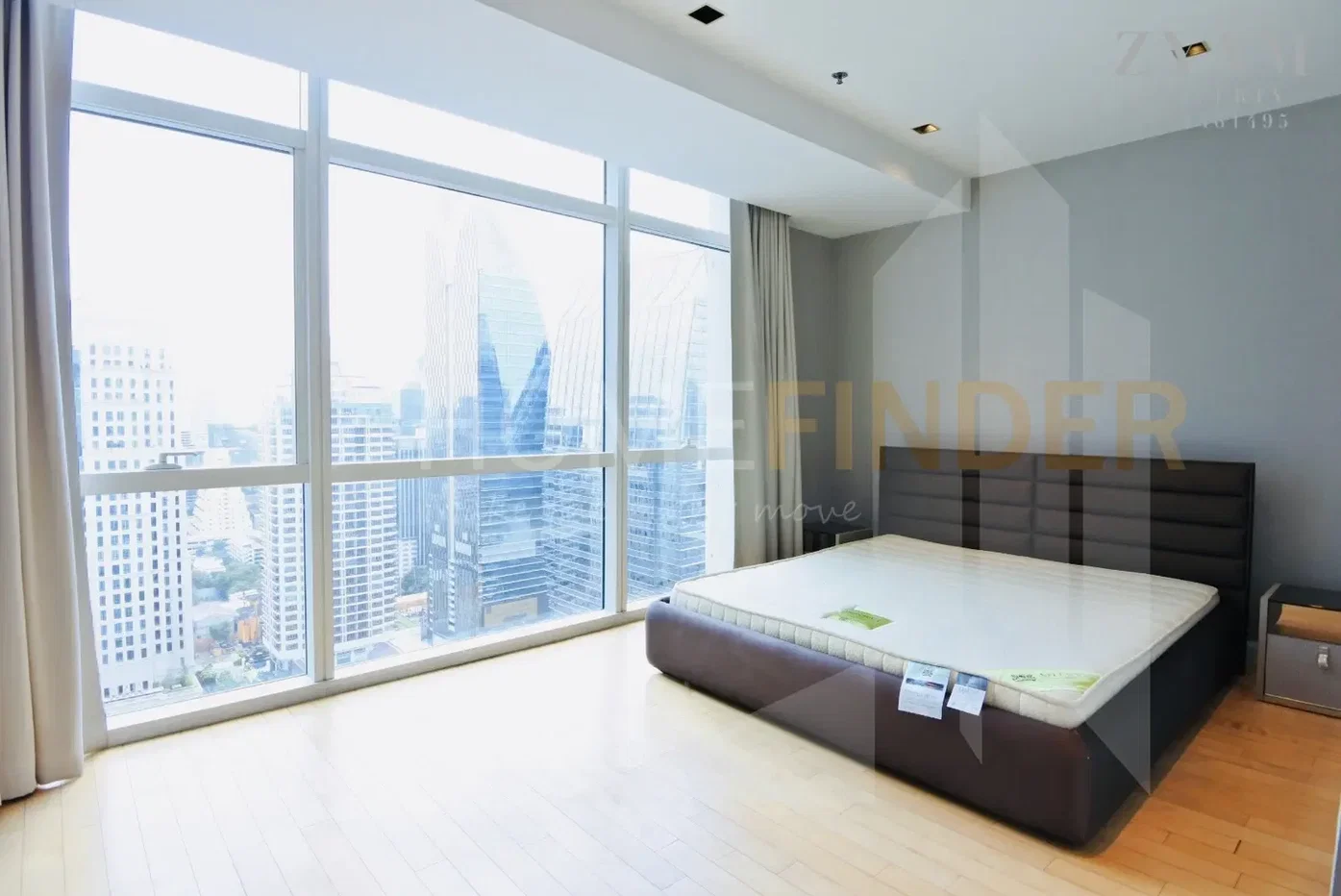 picture Athenee Residence, 4 Bedrooms – BTS Phloen Chit, for rent - 2/4
