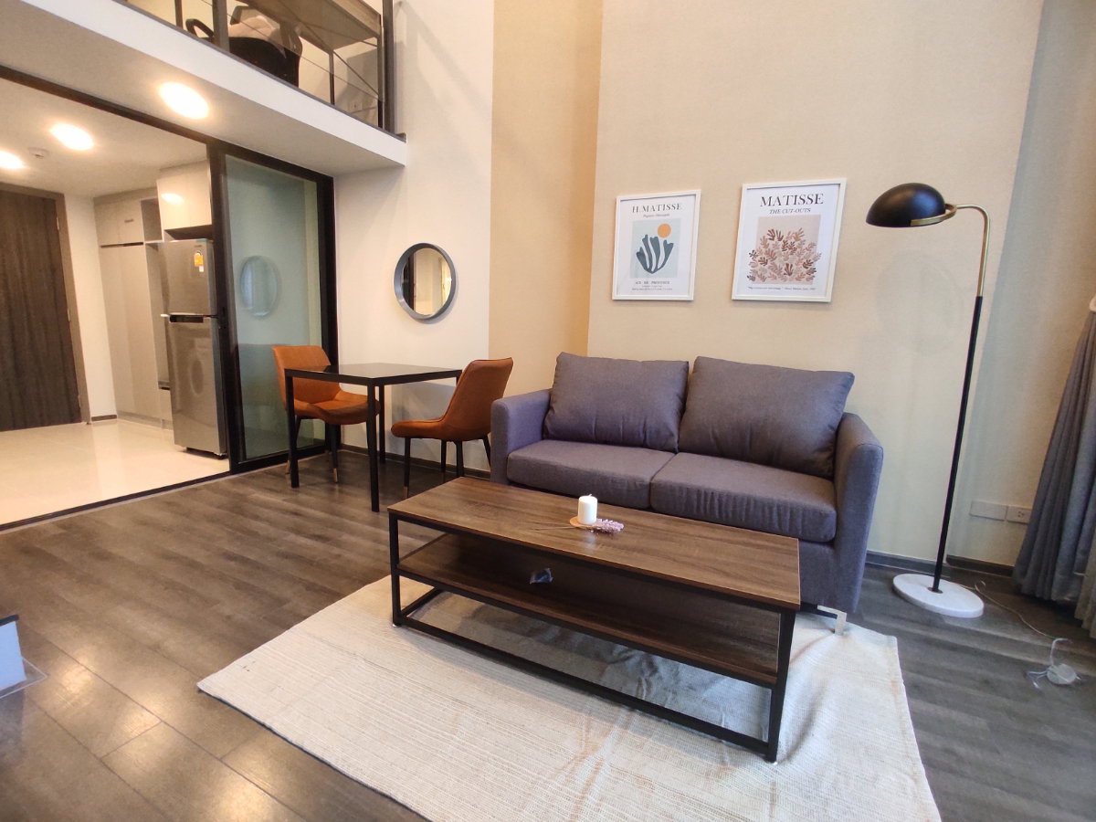 picture Condo for RENT : Knightsbridge Space Rama 9 𝐒𝐢𝐳𝐞 : 39 sqm. Duplex 1 Bed 1 Bath / City View 𝐅𝐥𝐨𝐨𝐫 : 22nd ✅Fully furnished - 4/20