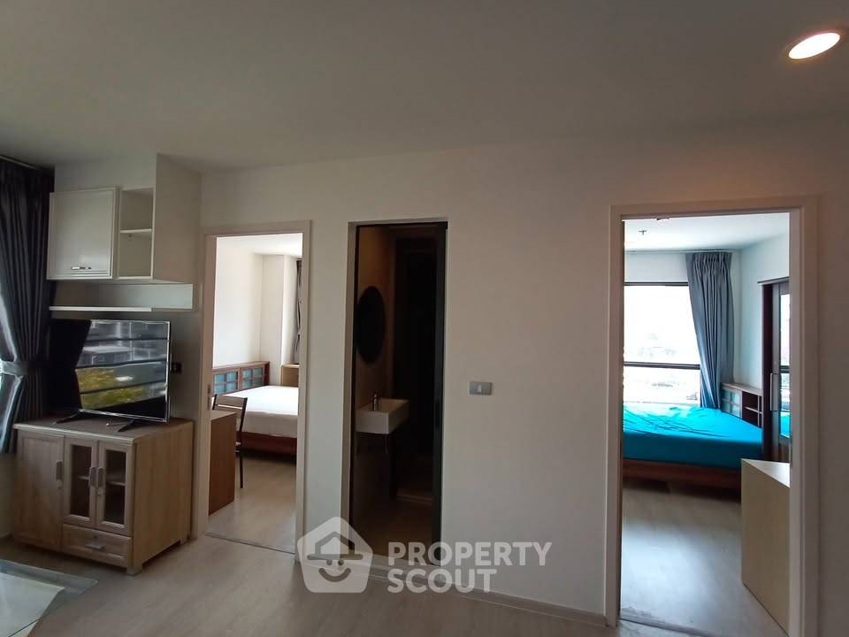 picture 2-BR Condo at Rhythm Asoke near MRT Phra Ram 9 (ID 3339286) - 11/11