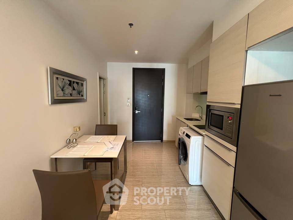 รูป คอนโด 1-ห้องนอน ที่ เอช สุขุมวิท 43 ใกล้ BTS พร้อมพงษ์ (ID 3462421) - รูปที่ 3/9