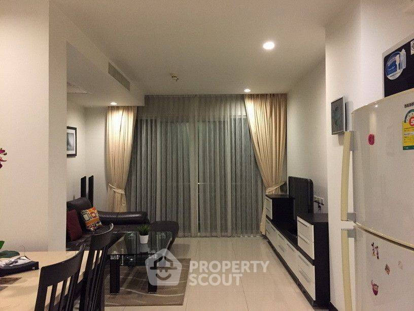 picture 22nd-Floor 2-BR The Prime11 Sukhumvit Condominium Near BTS Nana (ID 385048) - 3/6