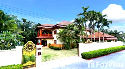 Houses for sale Thalang Phuket : 3 Bedroom Villa for sale in Si Sunthon, Phuket  6851188