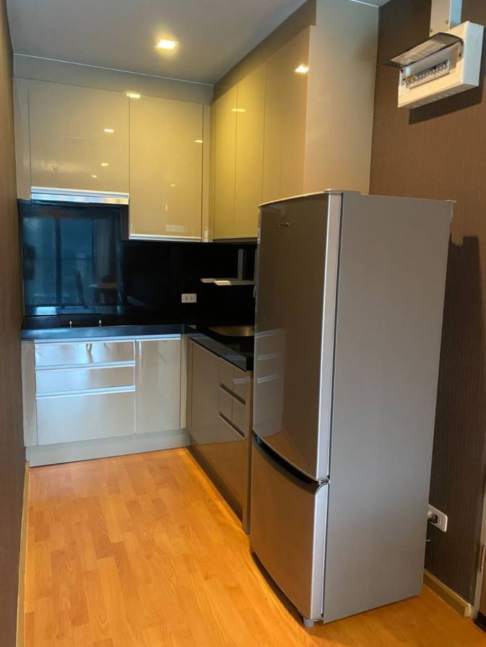 picture For Rent: Noble Revent Condo 🏙️ 2 Beds, Prime Phaya Thai Location! - 6/10