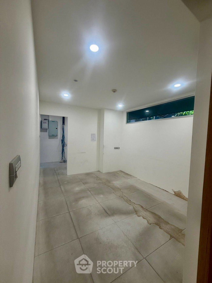 รูป 232 ตร.ม. 1 ห้องนอน ที่ Chani Residence ใกล้ BTS พร้อมพงษ์ (ID 3460048) - รูปที่ 5/14