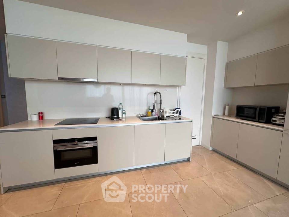 picture 3-BR 185 Sqm At Magnolias Waterfront Residences Near BTS Saphan Taksin (ID 3459638) - 4/14