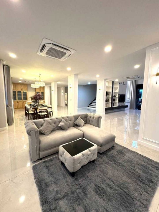 รูป LTHC15603 Luxury Pool Villa for Rent Bangna | Spacious Private Residence | Near Mega Bangna | 450,000 THB | พูลวิลล่าหรูให้เช่า ใกล้เมกะบางนา - รูปที่ 5/6