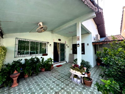Houses for sale Tawanna : Great Price in the Heart of the City! Move-in Ready!! Single-Storey Detached House for Sale at Kittiniwet Village, 40.1 Sq.Wah, Ramkhamhaeng 68 .