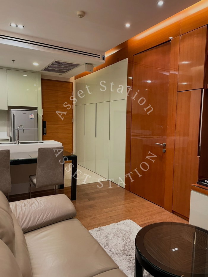 picture The Address Sukhumvit 28 | ð
Near BTS Phrom Phong Station and Miracle Mall - 5/8