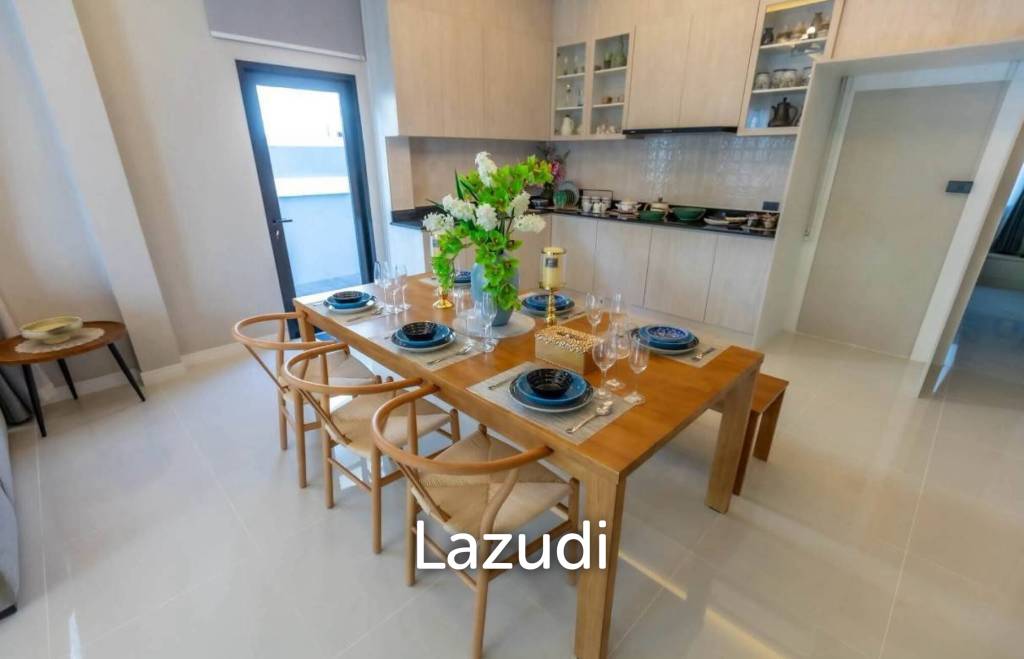 picture Fully Renovated Modern Luxury 3-Bed House in Nidacha Village - 4/30