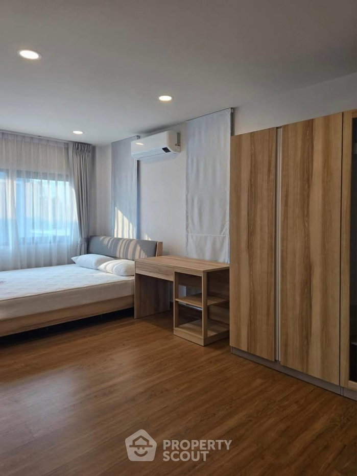 picture 4-BR 289 Sqm House At Centro Bangna km.7 Bang Phli (ID 3458104) - 10/12