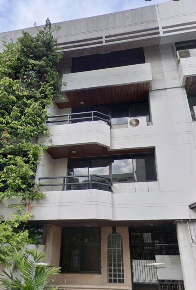 รูป LTH16333 –  Townhouse for Rent | Thonglor Soi 7 | 450 Sq.m. | 6 Beds/Offices | 4 Baths | 150K/Month - รูปที่ 1/2