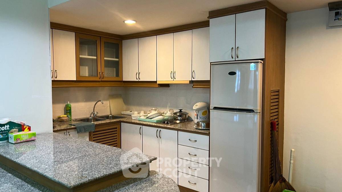 picture 2-BR Condo at The Grand Regent Condominium near BTS Ratchadamri (ID 3458717) - 6/13