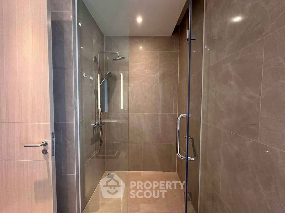 picture 3-BR 185 Sqm At Magnolias Waterfront Residences Near BTS Saphan Taksin (ID 3459638) - 13/14