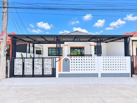 บ้านเดี่ยวชั้นเดียว รีโนเวทใหม่ ทำเลดี หมู่บ้านกิตติชัยวิลล่า ถนนมิตรไมตรี แขวงคู้ฝั่งเหนือ เขตหนองจอก แต่งสวย พร้อมอยู่