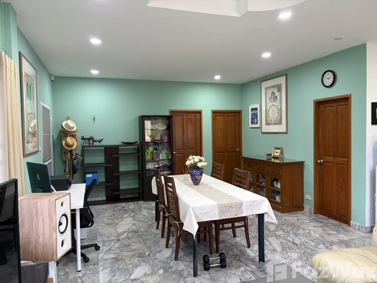 picture 3-Bedroom House with the Largest Garden in Pine Hill Hua Hin 6900989 - 15/30