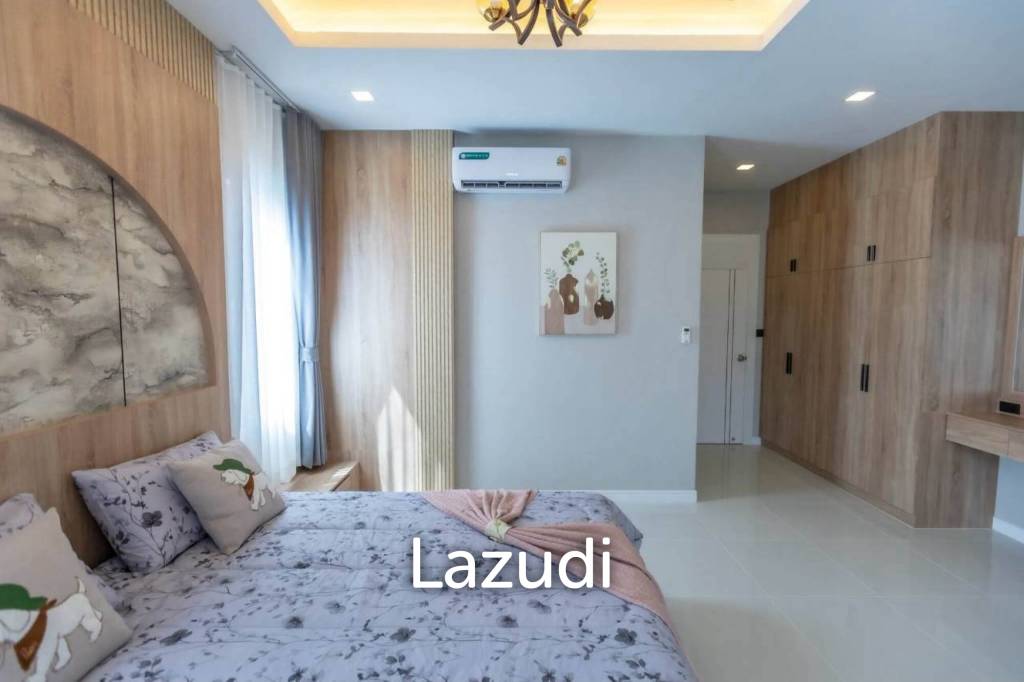 picture Fully Renovated Modern Luxury 3-Bed House in Nidacha Village - 19/30