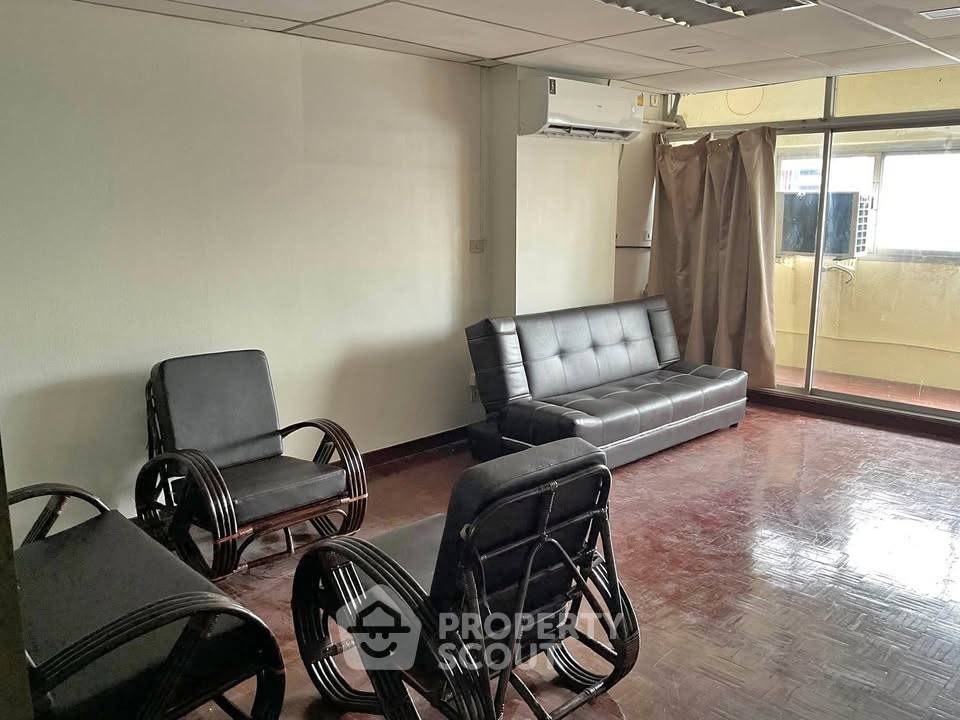 รูป คอนโด 2-ห้องนอน ที่ ไอทีเอฟ - สีลมพาเลส ใกล้ BTS ช่องนนทรี (ID 3458698) - รูปที่ 1/8