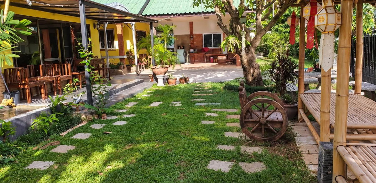 รูป ขายบ้านพร้อมที่ดิน อำเภอเมืองเชียงใหม่ หลังใหญ่ พื้นที่กว้างขวาง ใกล้ตัวเมือง เดินทางสะดวก (H616) T.0946511456 - รูปที่ 8/8