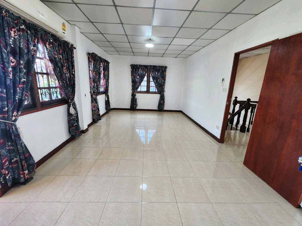 รูป ขายถูก บ้านเดี่ยว แปลงริม! หมู่บ้านศราวัลย์วิลล์ (แจ้งวัฒนะ 28) 4ห้องนอน 3จอดรถ บรรยากาศเงียบสงบ แปลงริม ปากซอย ติด สถานีรถไฟฟ้า เพียง 5.5Mb - รูปที่ 36/62