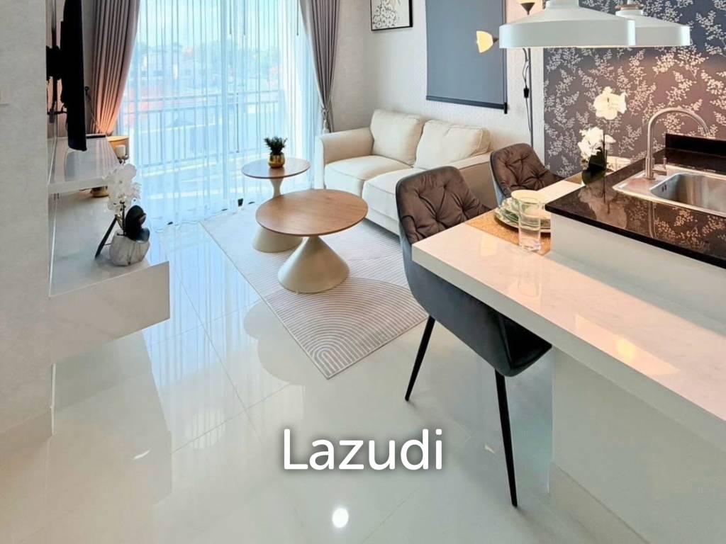 picture Elegant Modern 1-Bed Condo at Infiniti Condominium - 5/10
