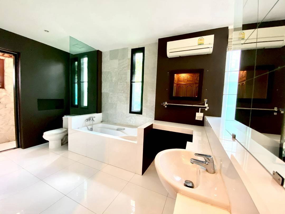 รูป LTHC15595 Luxury House for Rent Thonglor | Private Pool Jacuzzi | Near BTS Thonglor | 220,000 THB - รูปที่ 10/14