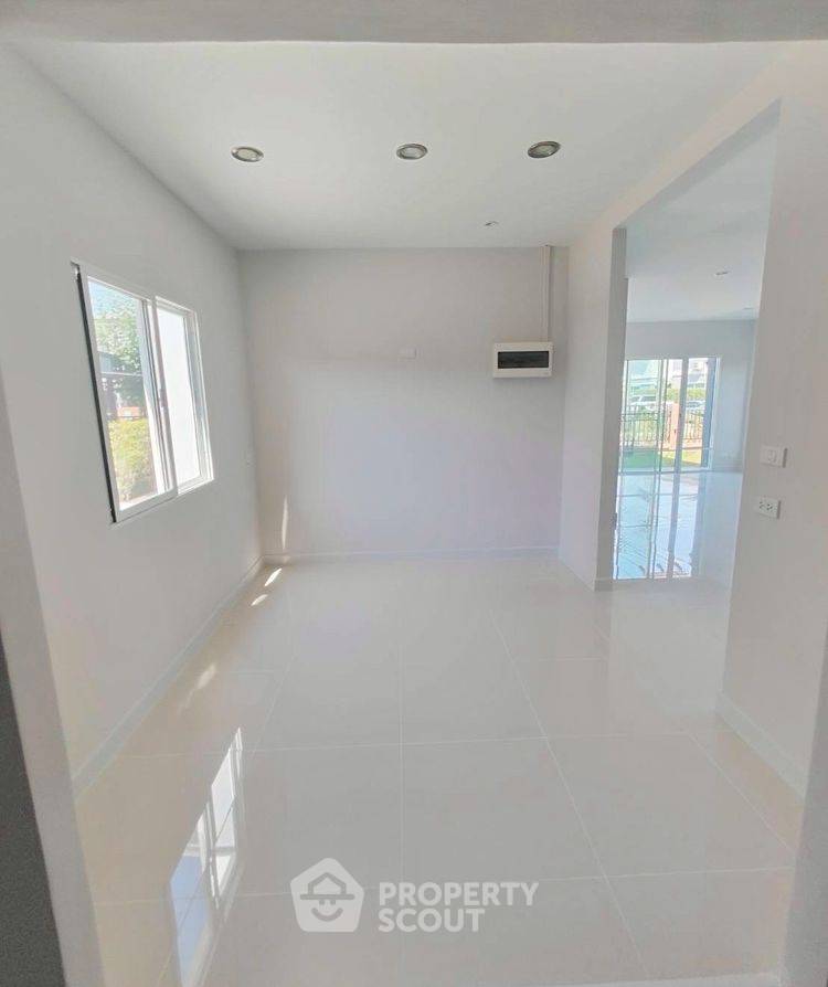 รูป บ้าน 3-ห้องนอน ใกล้ เกาะแก้ว (ID 3460438) - รูปที่ 11/19
