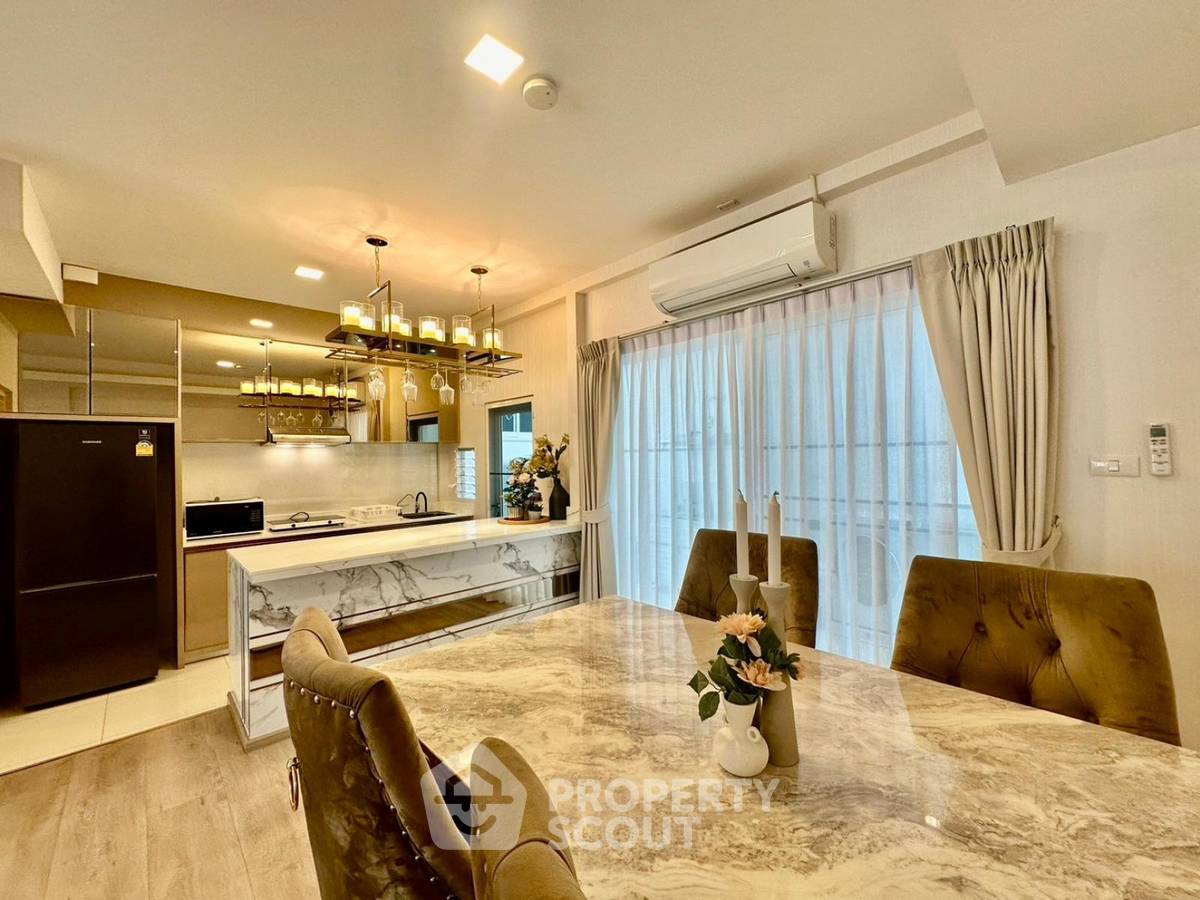 picture 3-BR Townhouse in Dokmai (ID 3458102) - 6/7