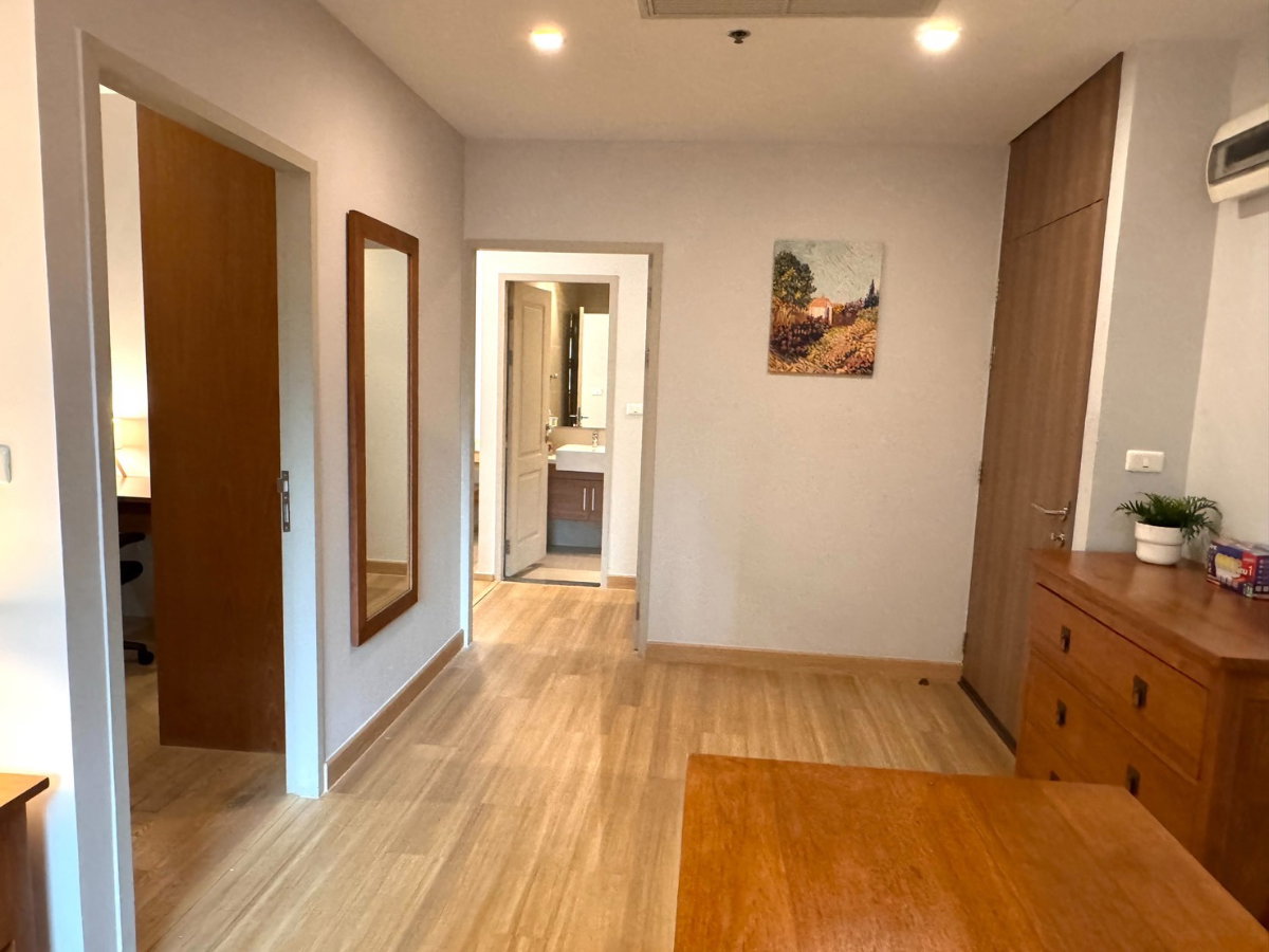 picture For rent Noble Refine Sukhumvit 26, 1 Bed/bathroom size 71.2 sqm.  ID Line: ss_sunny89 - 5/9