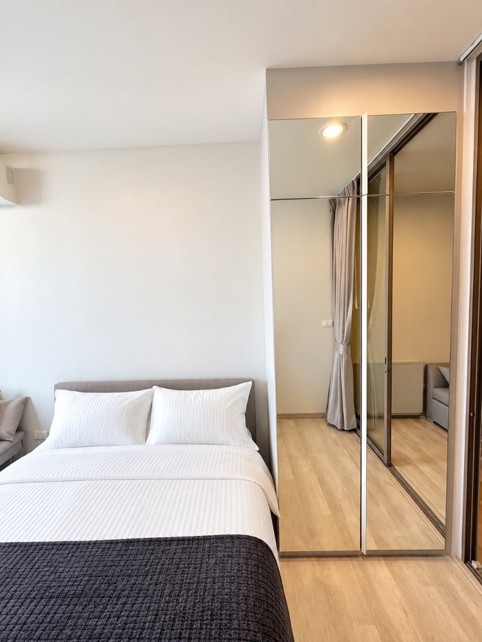 picture Niche Pride Taopoon Interchange 30th Floor Fully Furnished Room for Rent - 5/16