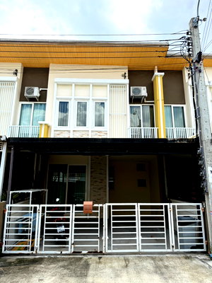 Townhouses for rent Anya Thani Industrial Estate (Gemopolis) : For rent golden town2 onnut-ladkrabang line@757zwvfy