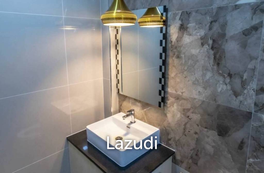 picture Fully Renovated Modern Luxury 3-Bed House in Nidacha Village - 24/30