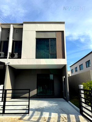 Townhouses for rent Samut Prakarn : 📌 For Rent 2-story Townhouse PLENO SUKHUMVIT - BANGNA 3 3 bedroom 2 bathroom