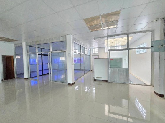 รูป Rent ให้เช่าอาคาร / อาคารสำนักงาน 3 ชั้น / ทำเล รัชดาภิเษก สุทธิสาร / ซอยรัชดาภิเษก 13 / จอดรถหน้าอาคาร 3-4 คัน / เหมาะเป็นสำนักงาน จดบริษัทได้ - รูปที่ 7/11