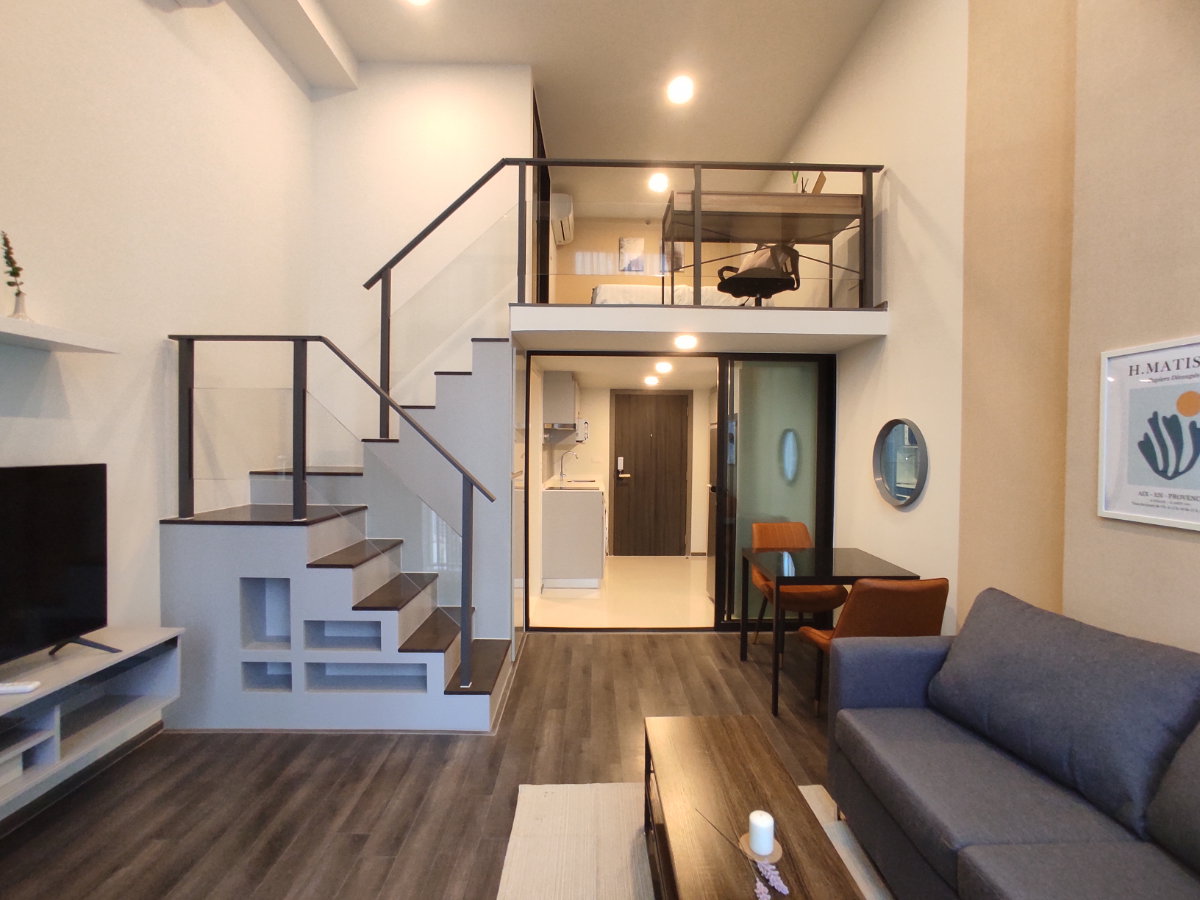 picture Condo for RENT : Knightsbridge Space Rama 9 𝐒𝐢𝐳𝐞 : 39 sqm. Duplex 1 Bed 1 Bath / City View 𝐅𝐥𝐨𝐨𝐫 : 22nd ✅Fully furnished - 6/20