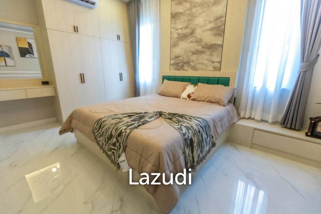 picture Fully Renovated Modern Luxury 3-Bed House in Nidacha Village - 10/30