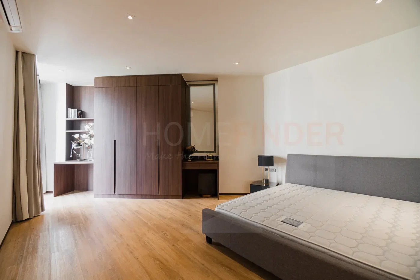 picture Raveevan Space, 3 Bedrooms – BTS Phrom Phong, for rent - 6/12