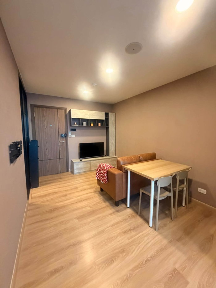 picture 🚨 Looking for a 2-bedroom condo? You’ve got to see this unit! 🚨 🏢 The Cube Loft Nuan Chan - 1/9
