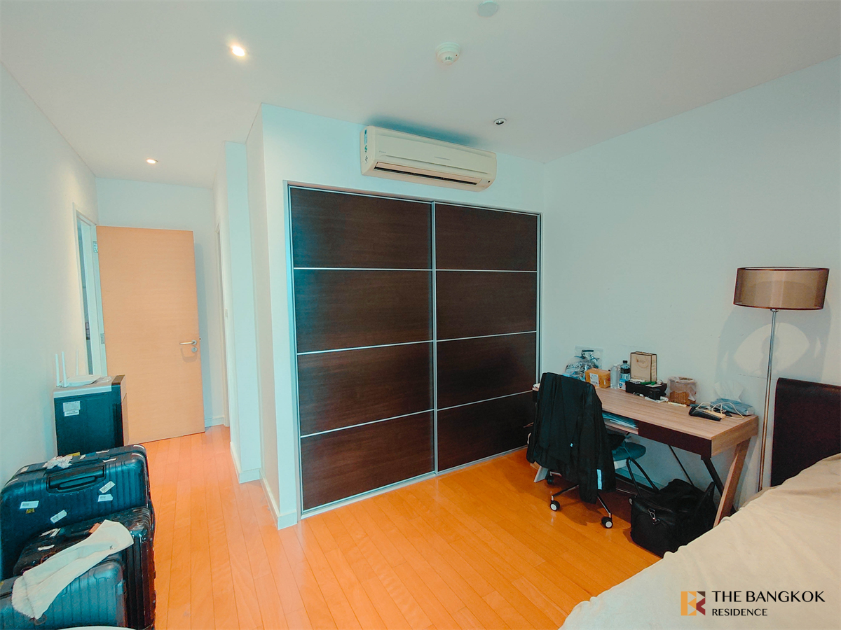 picture Fullerton Luxury Condo at Special Price near BTS Ekkamai - 7/10