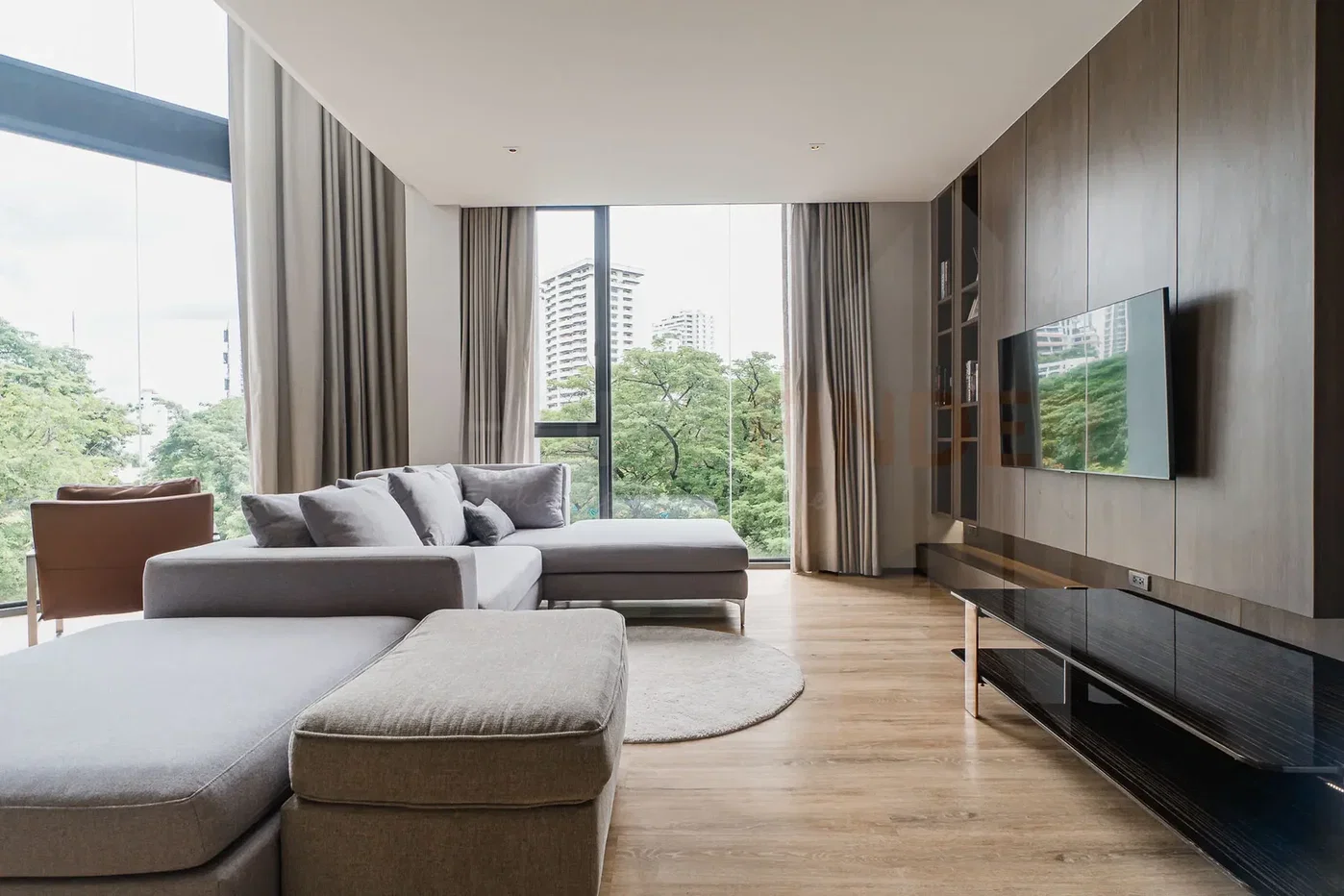 picture Raveevan Space, 3 Bedrooms – BTS Phrom Phong, for rent - 2/12