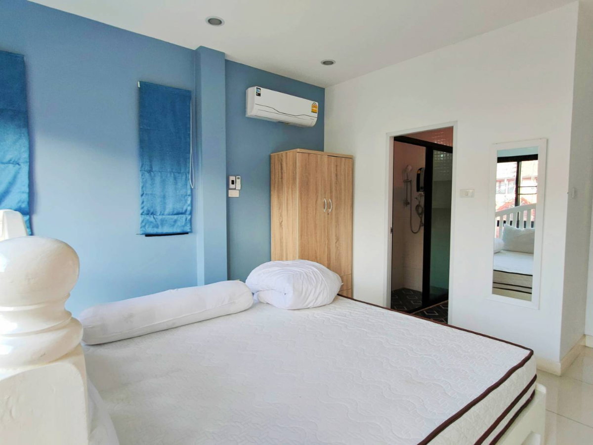 picture Renovated 3-Bedroom Home with Front Lawn | Mahidol Road–Chang Khlan, Chiang Mai - 8/17