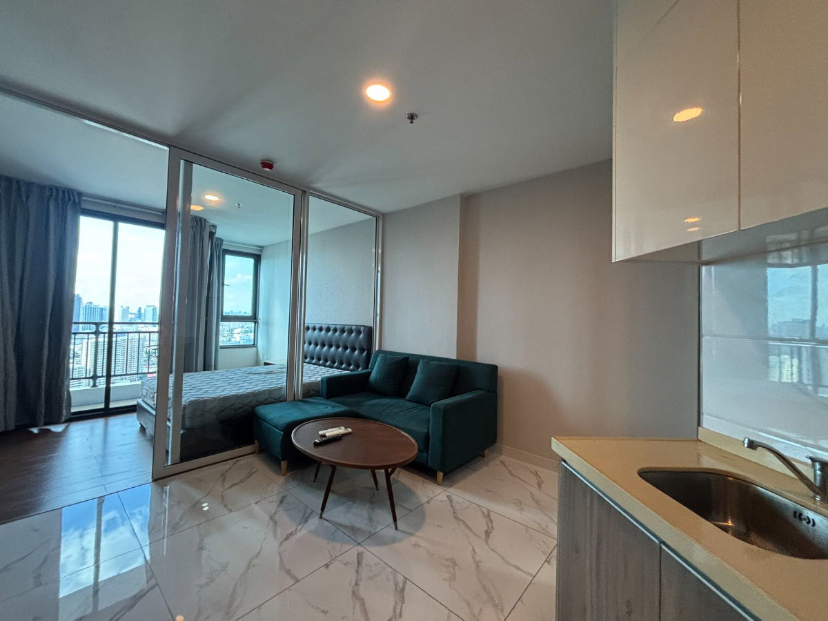 รูป Condo for rent at Artisan Ratchada condo 1 Bedroom | 1 Bathroom 📐 33 ตร.ม. 🌅 ชั้น 30 🛋️ เฟอร์นิเจอร์ + เครื่องใช้ไฟฟ้าครบ พร้อมอยู่ - รูปที่ 2/9