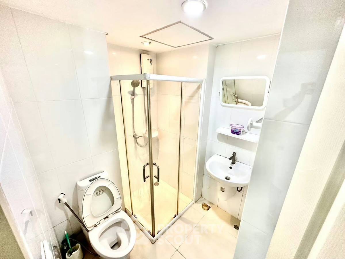 picture 1-BR Condo at The Escape Condominium Sukhumvit 101/1 in Bang Chak (ID 3460209) - 6/6