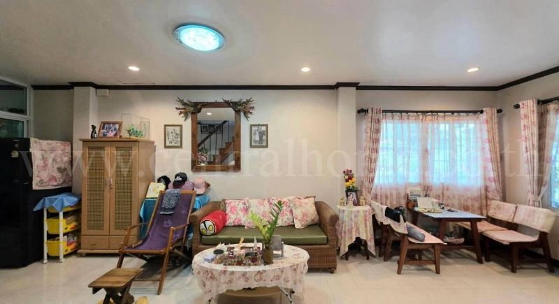 รูป ทาวน์เฮ้าส์ 2 ชั้น 26.9 ตร.ว. เฟิสท์โฮม วัชรพล (สุขาภิบาล 5) หลังมุม ต่อเติมครบ บ้านสวย พร้อมอยู่ - รูปที่ 8/33