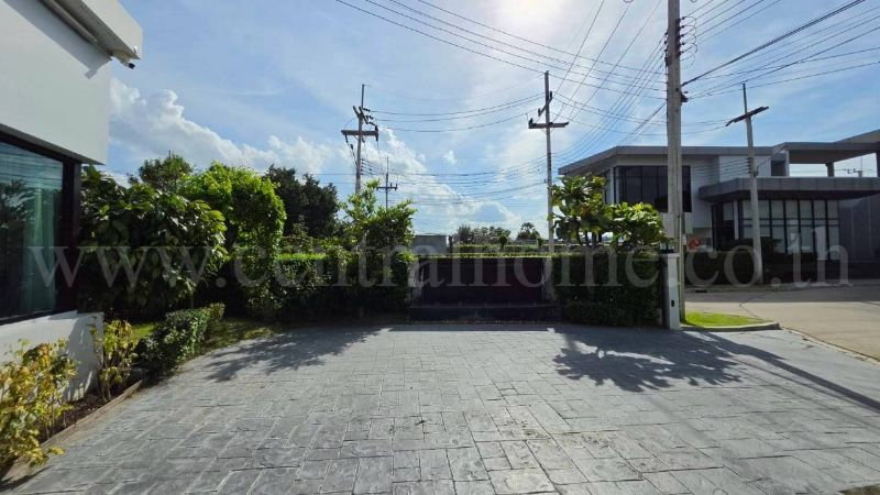 รูป บ้านเดี่ยว 2 ชั้น เซนโทร พหล - วิภาวดี 1 ตกแต่งครบพร้อมอยู่ เดินทางสะดวกมาก - รูปที่ 4/43