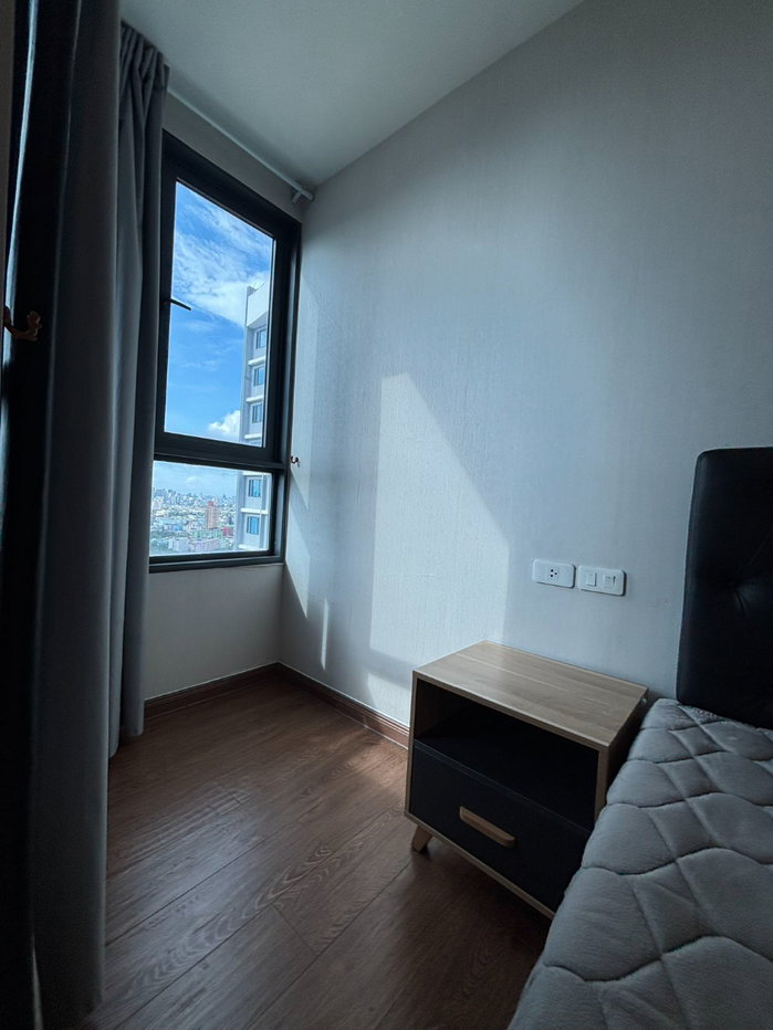 รูป Condo for rent at Artisan Ratchada condo 1 Bedroom | 1 Bathroom 📐 33 ตร.ม. 🌅 ชั้น 30 🛋️ เฟอร์นิเจอร์ + เครื่องใช้ไฟฟ้าครบ พร้อมอยู่ - รูปที่ 7/9