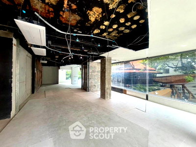 คอนโดให้เช่า : 232 ตร.ม. 1 ห้องนอน ที่ Chani Residence ใกล้ BTS พร้อมพงษ์ (ID 3460048)